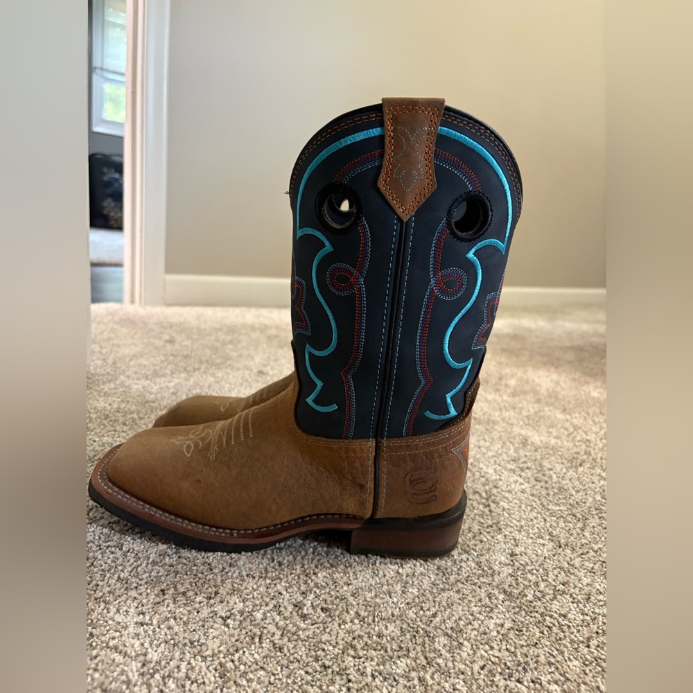 Dan Post Women’s square toe boots
